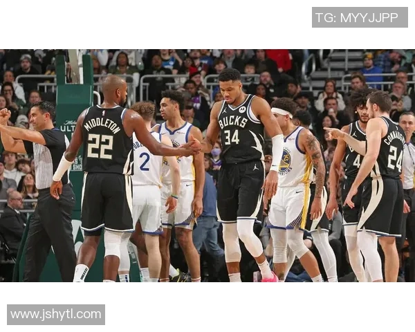 字母哥狂砍37分领衔，雄鹿主场击败尼克斯