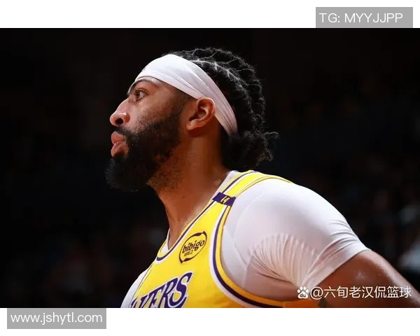 Shams：浓眉很可能接受左手韧带修复手术，预计缺席几个月