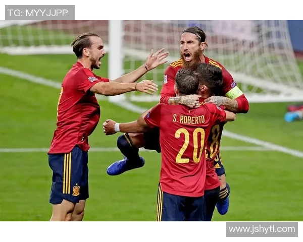 拉塞尔·威斯布鲁克赛后与奇才队球员交流